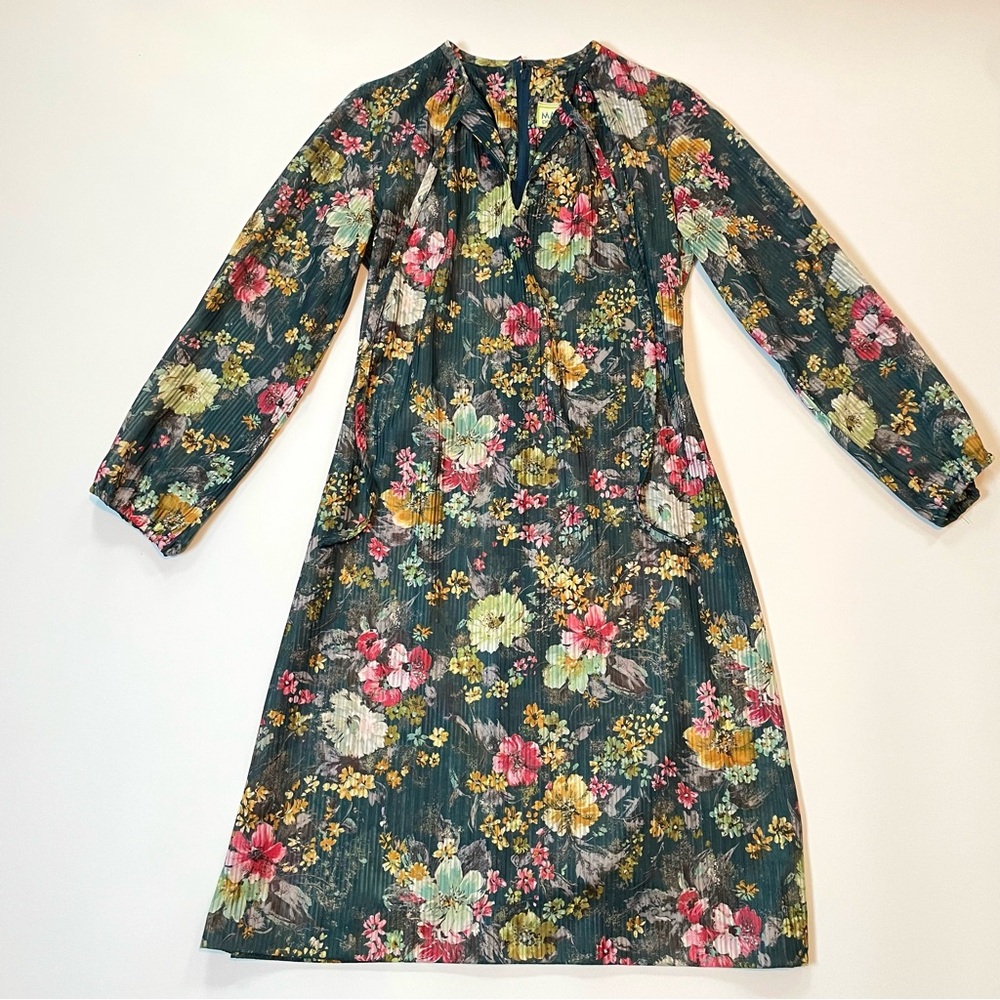 1970s Vintage Dress - Picture 2 of 8